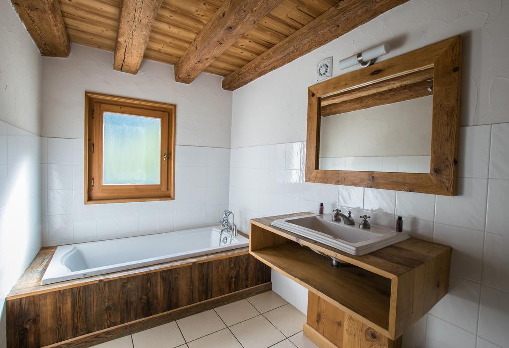 La Ferme Du Chateau Abondance Zewnętrze zdjęcie