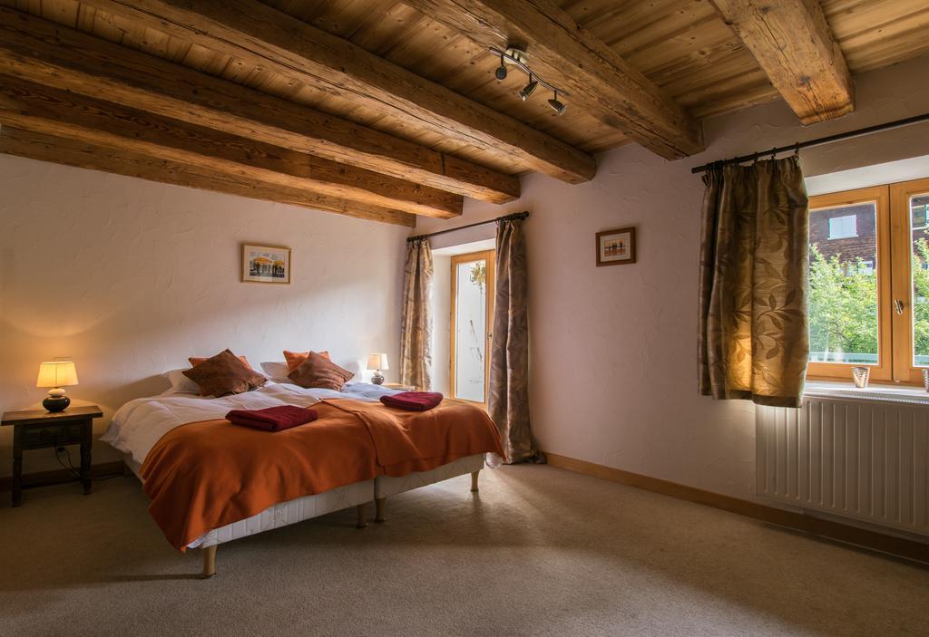 La Ferme Du Chateau Abondance Zewnętrze zdjęcie